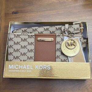 NWT Michael Kors Signature Adjustable Belt Bag S/M